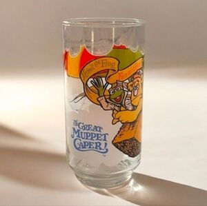 Pair Vintage 1981 McDonald's "The Great Muppet Caper" Glasses: Hot Air Balloon